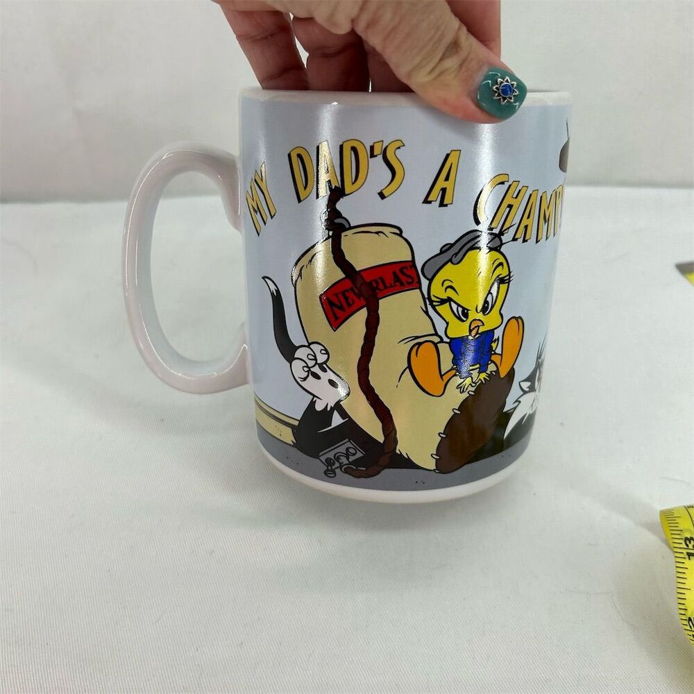 Warner Bros 1996 Looney Tunes "My Dad's A Champ" Tweety & Sylvester XL Mug